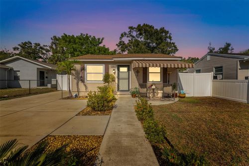 3929 10th Ave S, St Petersburg, FL, 33711-2116 | Card Image