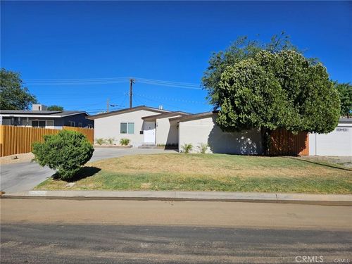 44027 Heaton Ave, Lancaster, CA, 93534-4203 | Card Image