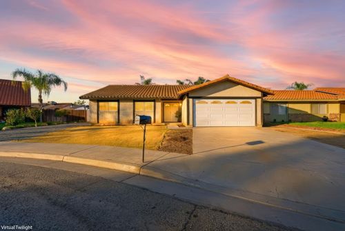 1690 Wall Lane, Porterville, CA, 93257 | Card Image