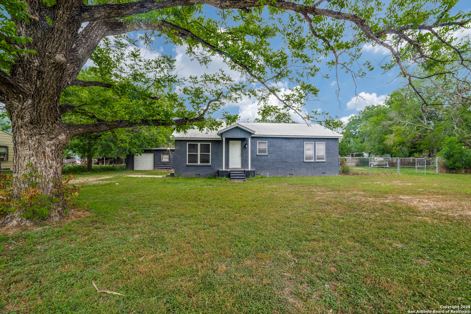 Robert Glenn , San Antonio, TX 78252