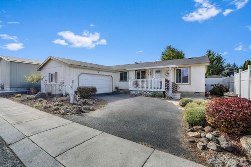 1253 Sw Currant Road, Redmond, OR, 97756 | Card Image