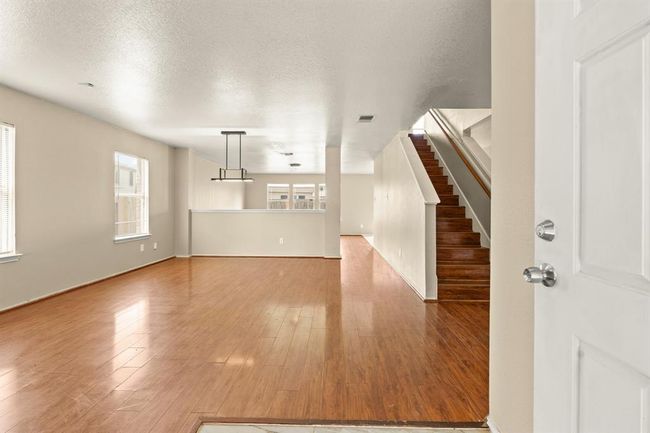 Formal Dining + Formal Living | Image 4