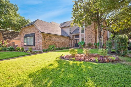6535 Barkwood Ln, Dallas, TX, 75248-3910 | Card Image