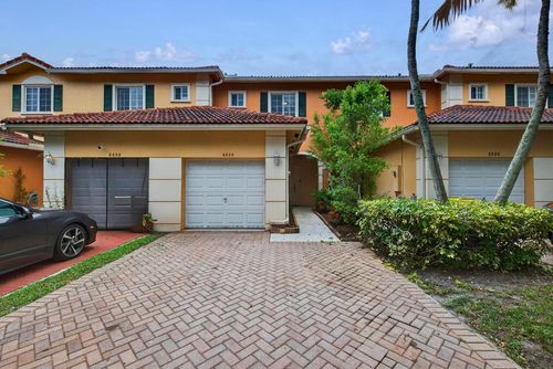 6600 Catalina Lane, Tamarac, FL, 33321 | Card Image