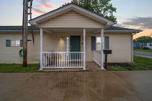 32 Hall St, Ashville, OH, 43103-1374 | Card Image