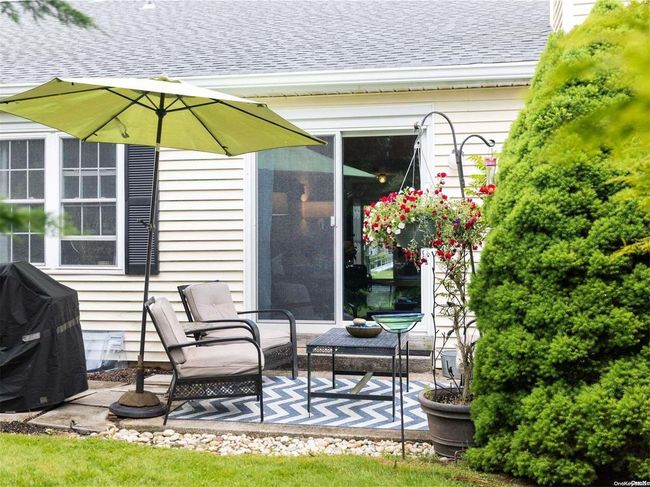 Back Patio | Image 11