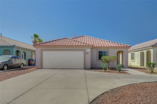 5561 E Owens Ave, Las Vegas, NV, 89110-0333 | Card Image