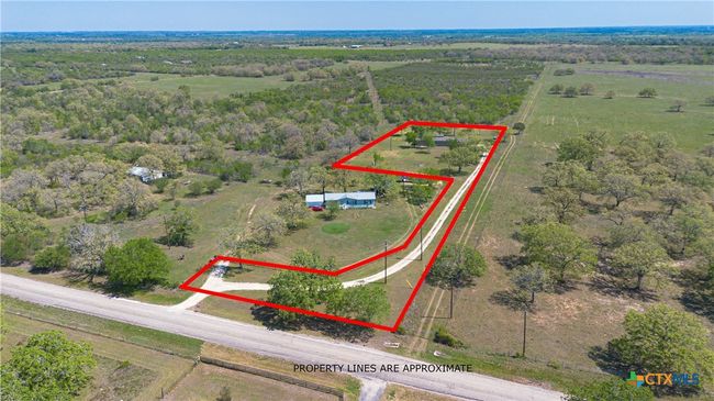 2105 Fm 1104, House other with 3 bedrooms, 2 bathrooms and null parking in Kingsbury TX | Image 5
