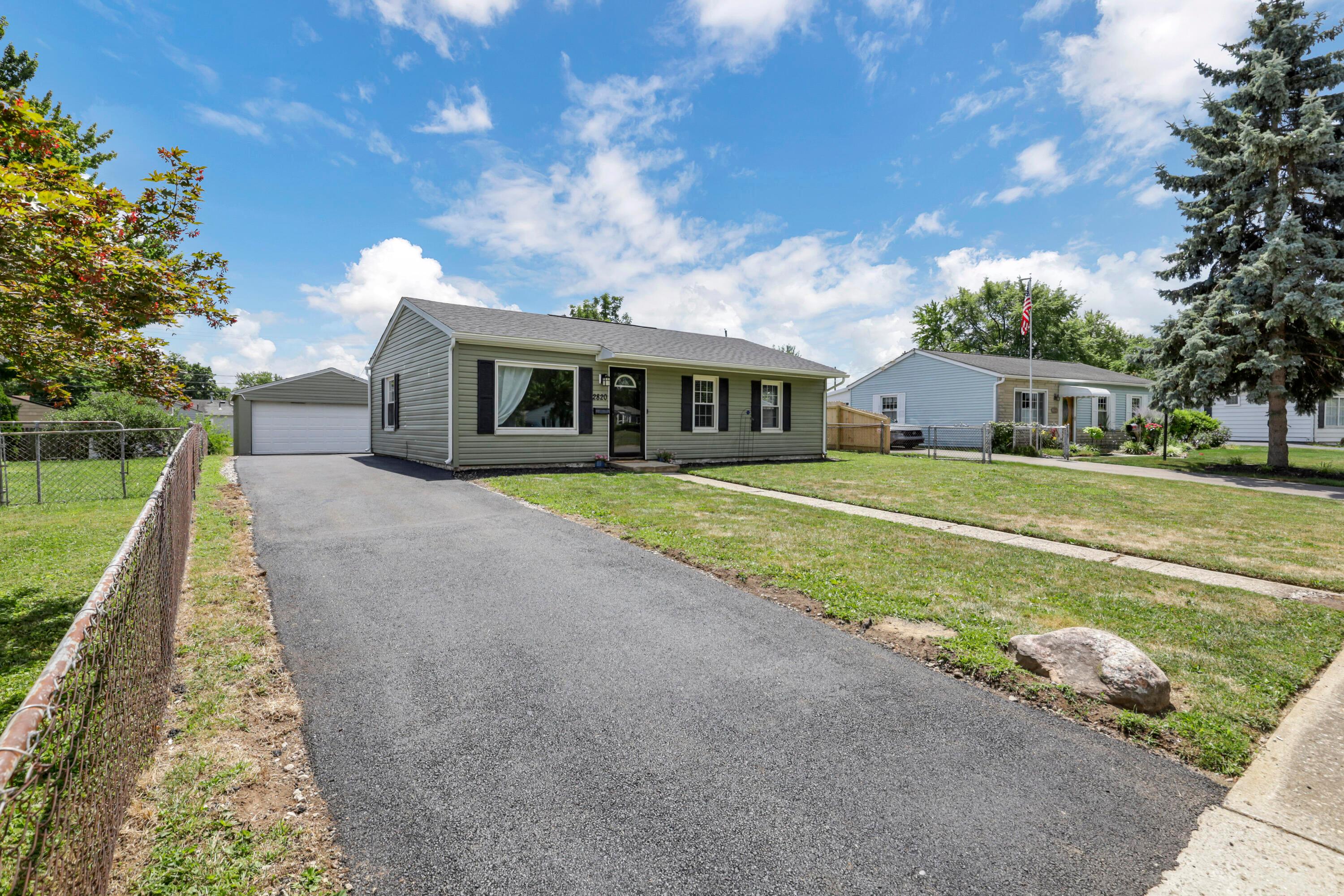 Claude Dr, Columbus, OH 43207