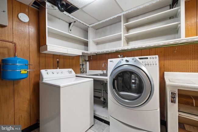 7007 Gillings Rd, House other with 5 bedrooms, 3 bathrooms and null parking in SPRINGFIELD VA | Image 31