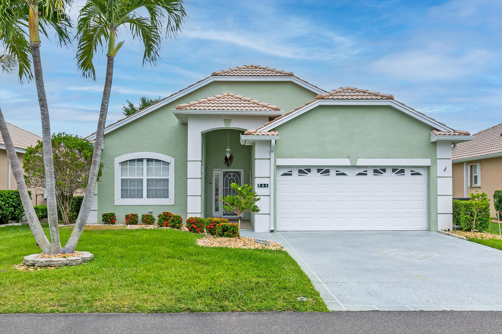 Sorrento Ln, Port Saint Lucie, FL 34986