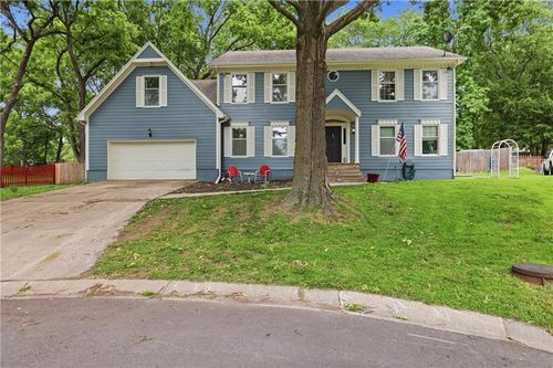 1402 Nw Weatherstone Ln, Blue Springs, MO, 64015-6429 | Card Image