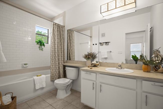 APT-1103 - 1201 Grove Blvd, Condo with 2 bedrooms, 3 bathrooms and 2 parking in Austin TX | Image 13