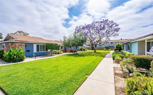 10210 Holburn Dr, Huntington Beach, CA, 92646-4333 | Card Image