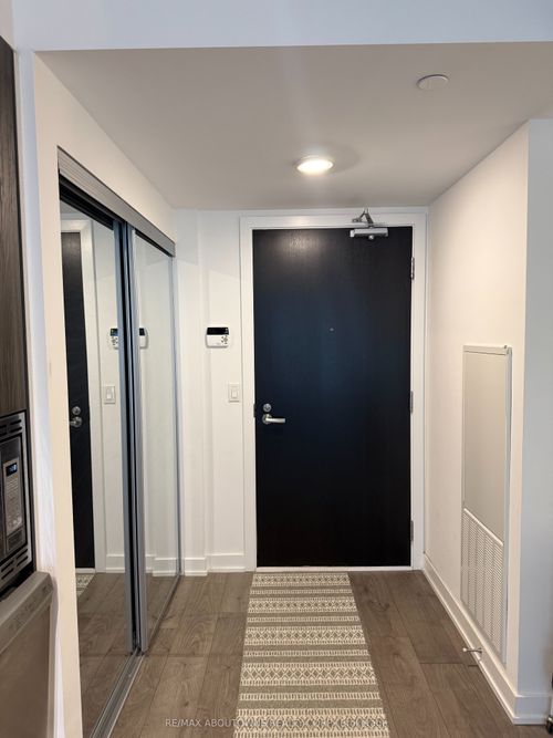 1202-18 Maitland Terr, Toronto, ON, M4Y0H2 | Card Image