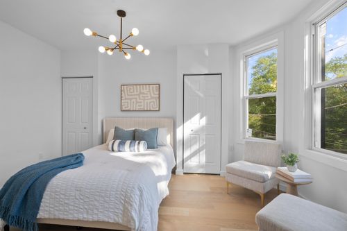 2-110 Maple St, Weehawken, NJ, 07086-5811 | Card Image