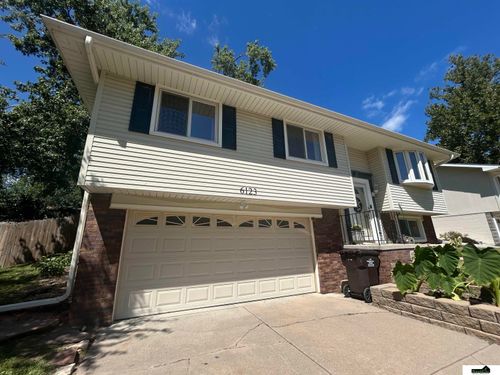 6123 Nw Gary St, Lincoln, NE, 68521-3741 | Card Image