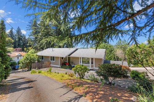 802 Milton Way, Milton, WA, 98354-8860 | Card Image