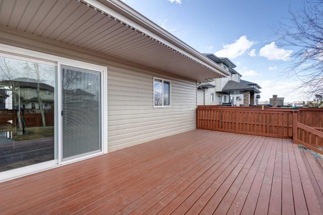 104 1 Avenue Se, Home with 5 bedrooms, 3 bathrooms and 4 parking in Langdon AB | Image 30