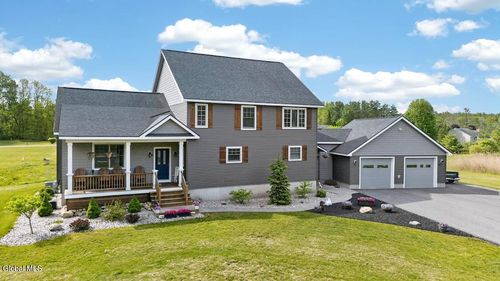 194 Sunrise Dr, Gloversville, NY, 12078-6989 | Card Image