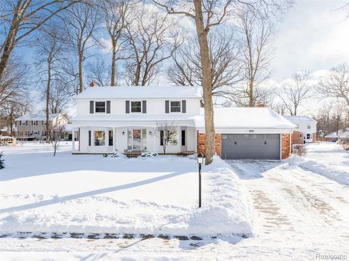534 Westover Pass, Grand Blanc, MI, 48439-1017 | Card Image