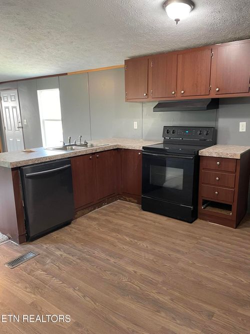 14 1350 Kingswood, Talbott, TN, 37877 | Card Image