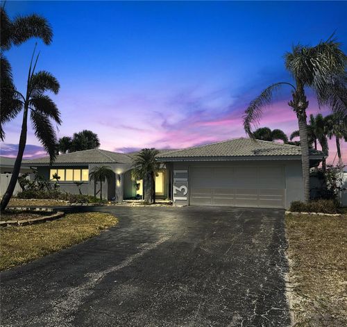 1311 Sea Gull Dr S, St Petersburg, FL, 33707-3833 | Card Image