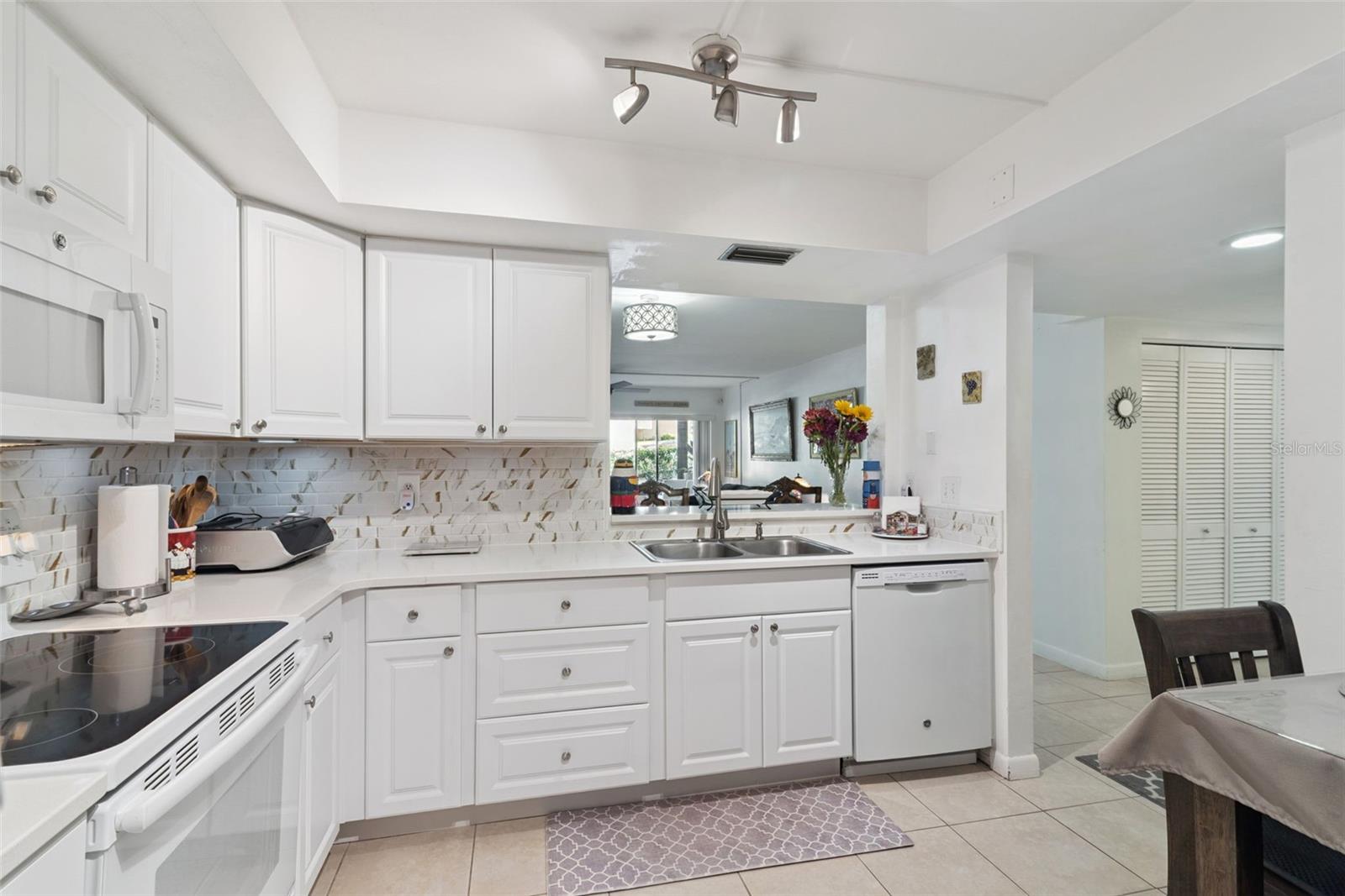 Residential in ALTAMONTE SPRINGS 5