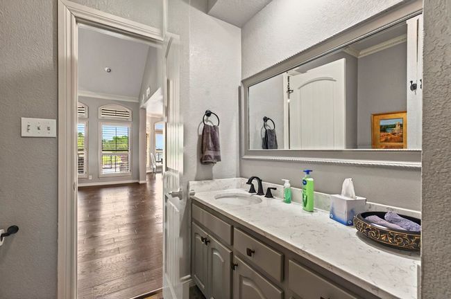 Guest Bath | Image 29