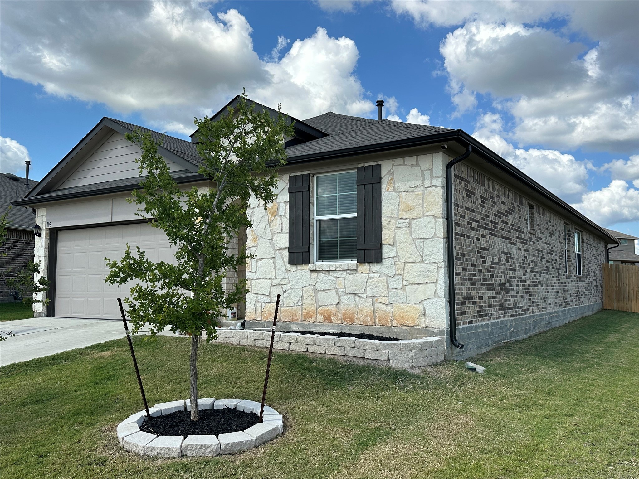 Callado Cir, San Marcos, TX 78666