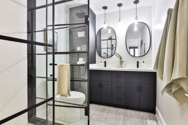 954 Logan Ave, House attached with 4 bedrooms, 4 bathrooms and 2 parking in Toronto ON | Image 24