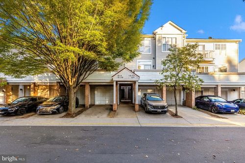 18138 Royal Bonnet Cir, Montgomery Village, MD, 20886-0440 | Card Image