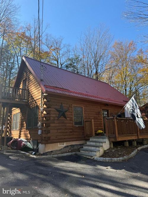 199 Lakeview Dr W, Lake Ariel, PA, 18436 | Card Image