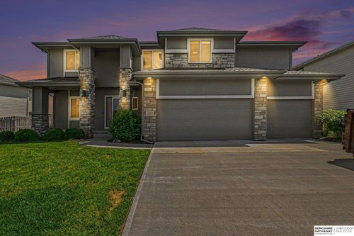 19909 Madison St, Omaha, NE, 68135-3887 | Card Image