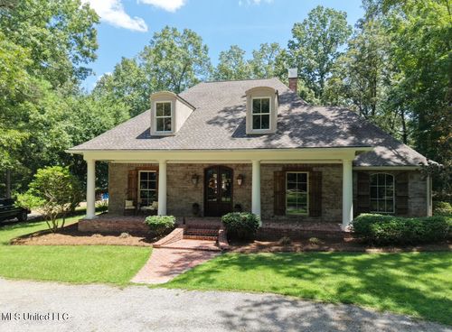 840 Westerly Dr, Brandon, MS, 39042-9578 | Card Image