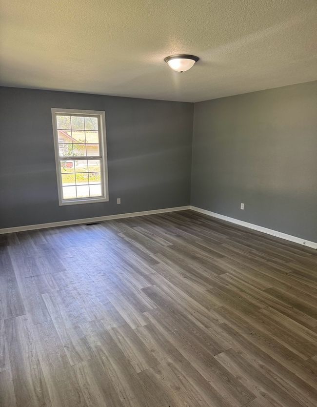 1312 N Hickory St, House other with 4 bedrooms, 2 bathrooms and 4 parking in Champaign IL | Image 13