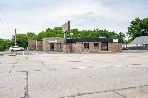 1324 S Main Street, Stillwater, OK, 74074 | Card Image