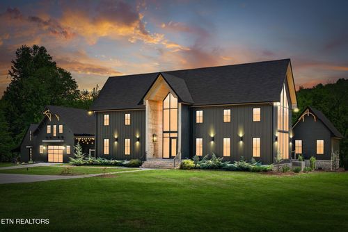 84 Judd Ln, Lancaster, TN, 38569-6215 | Card Image