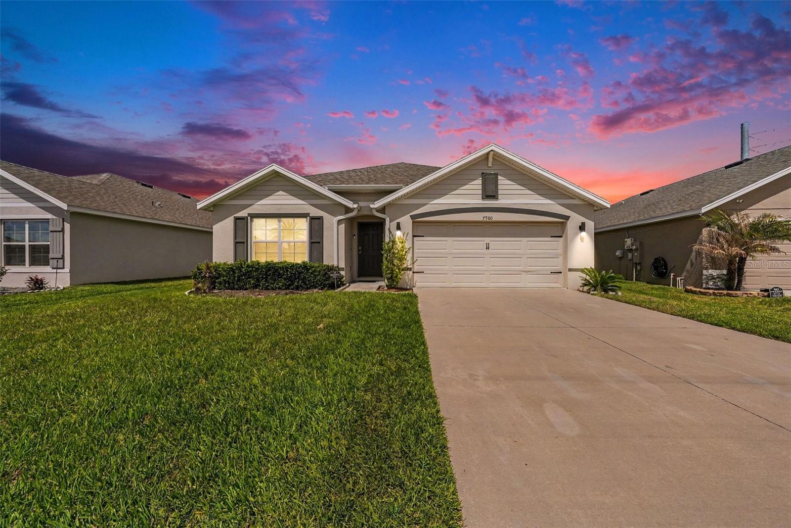 Residential in ZEPHYRHILLS