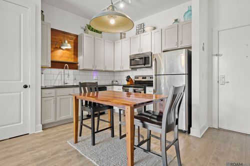 211-255 E Boyd Dr, Baton Rouge, LA, 70808-4505 | Card Image