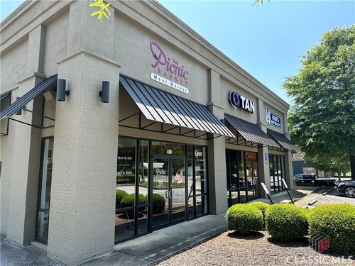 1973 Hog Mountain Rd, Watkinsville, GA, 30677-1952 | Card Image
