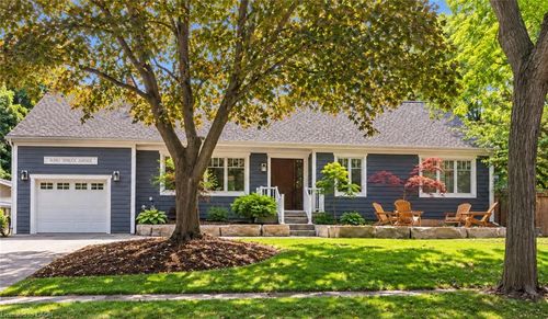 4380 Spruce Ave, Burlington, ON, L7L1L8 | Card Image