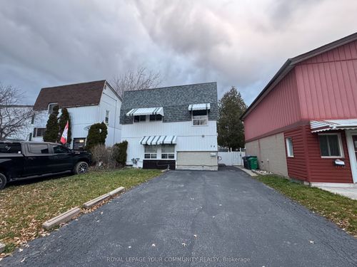 24 Grand River Crt, Brampton, ON, L6S2J8 | Card Image