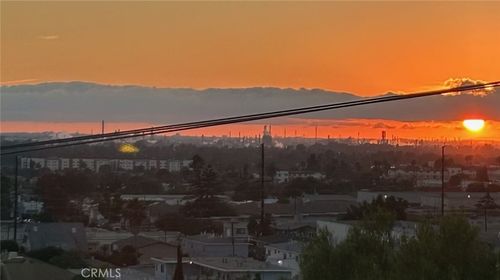 217-2240 N Legion Dr, Signal Hill, CA, 90755-3718 | Card Image