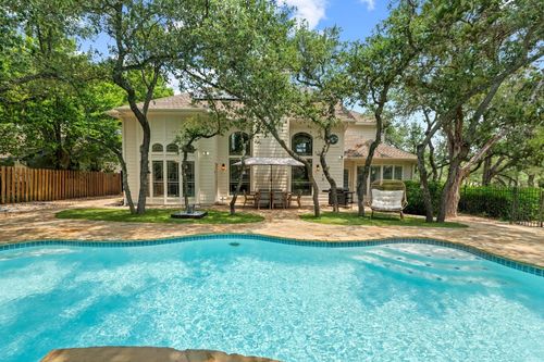 205 Champion Dr, Lakeway, TX, 78734-5103 | Card Image