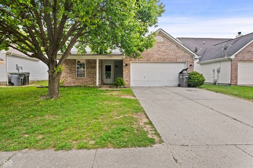 5409 Rocky Mountain Dr, Indianapolis, IN, 46237-9066 | Card Image