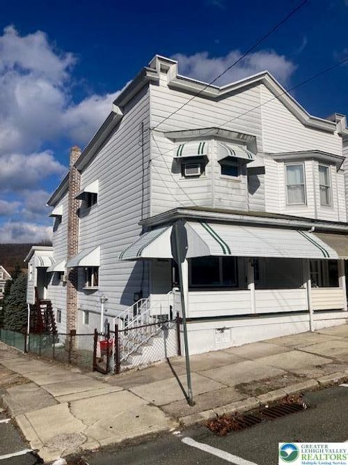 501 E Bertsch St, Lansford, PA, 18232-2210 | Card Image