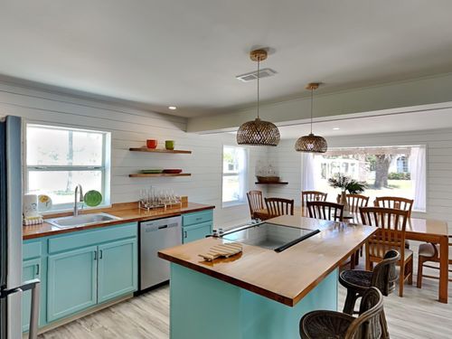 129 Malaga Pl, Panama City Beach, FL, 32413-1637 | Card Image