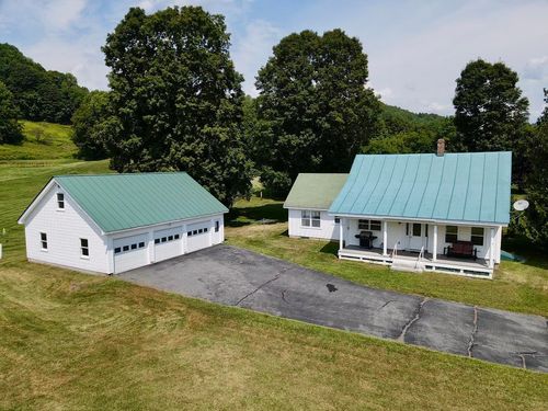 17 Upper Village Rd, Chelsea, VT, 05038-8992 | Card Image
