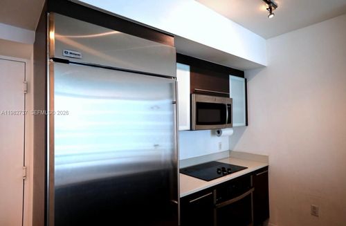 apt-2904-500 Brickell Ave, Miami, FL, 33131-2585 | Card Image